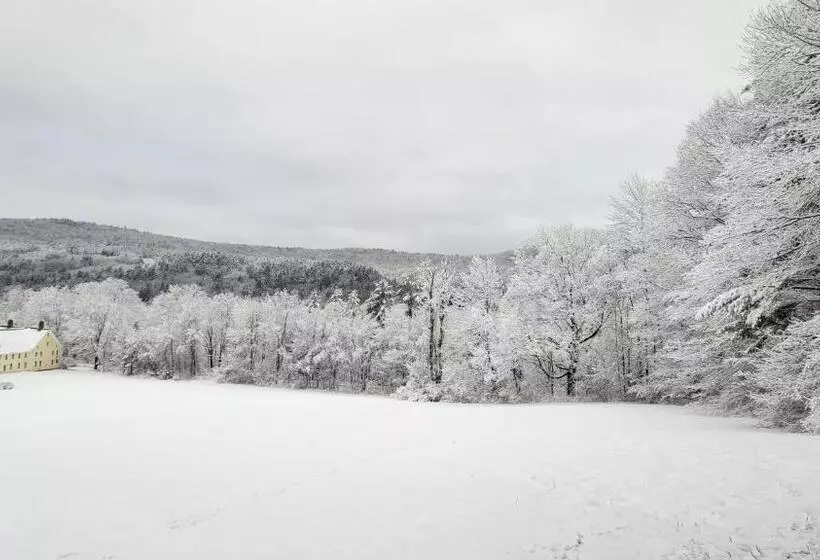 Aamiaismajoitus (B&B) Franklyn Farm Inn