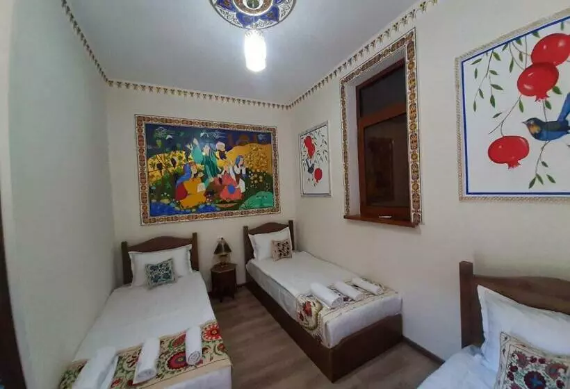تختخواب و صبحانه Robiya Heritage