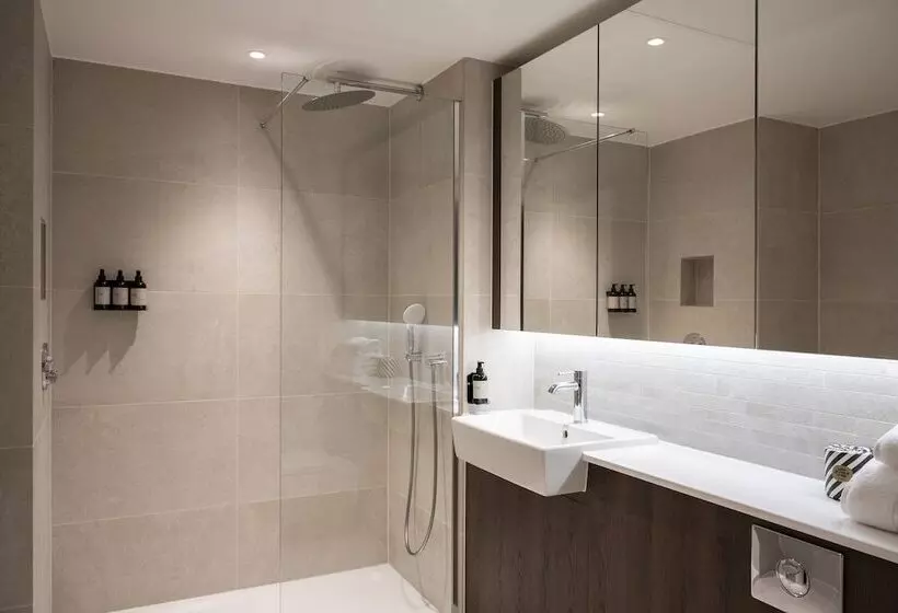 Cove Landmark Pinnacle