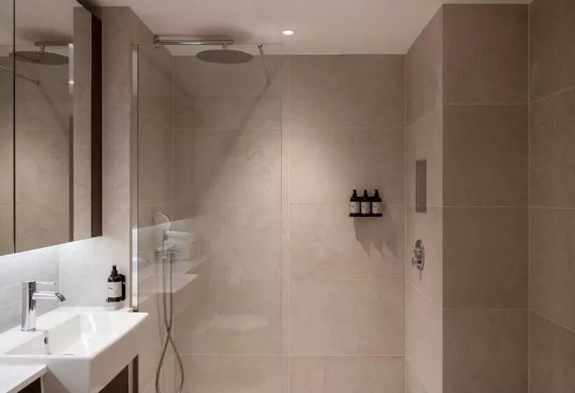 Cove Landmark Pinnacle