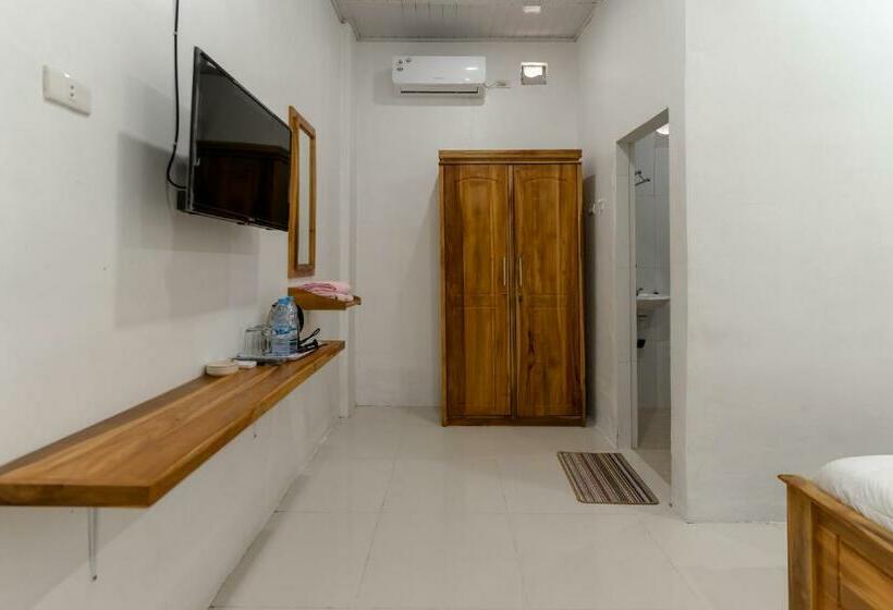 Otel I Sari Residence Near Jalan Setia Budi Medan Redpartner