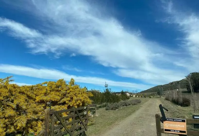 هتل Las Calandrias De Tandil