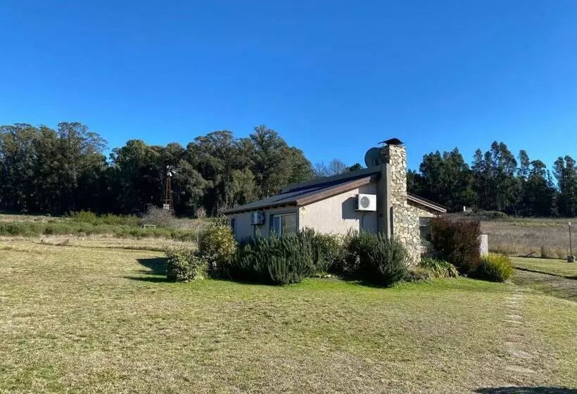 هتل Las Calandrias De Tandil