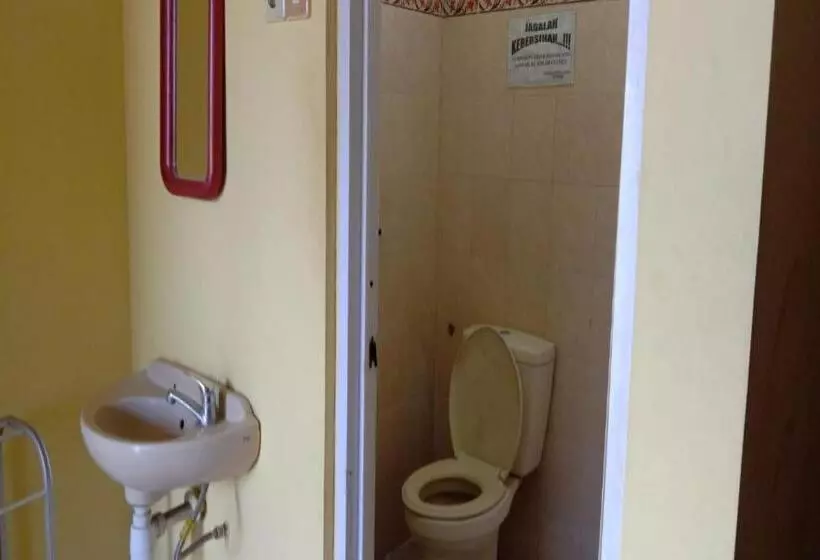 هتل Oyo 90627  Mutiara