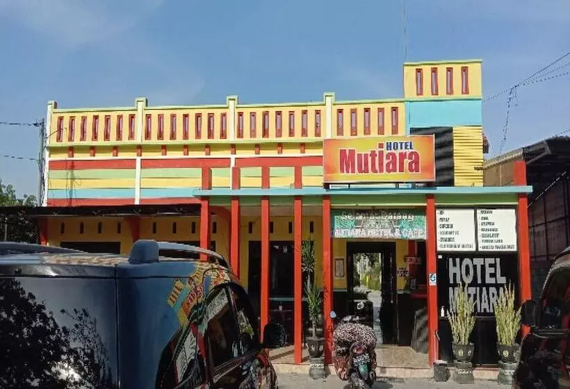 هتل Oyo 90627  Mutiara