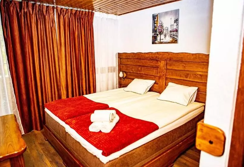 ホテル Vila Swe Sar