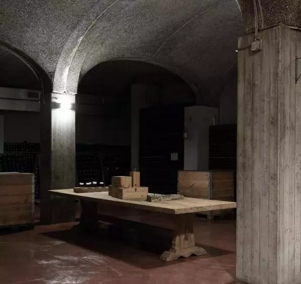 Lomakeskus Agriturismo Podere Cavaga Lago D Iseo Agribio Winery