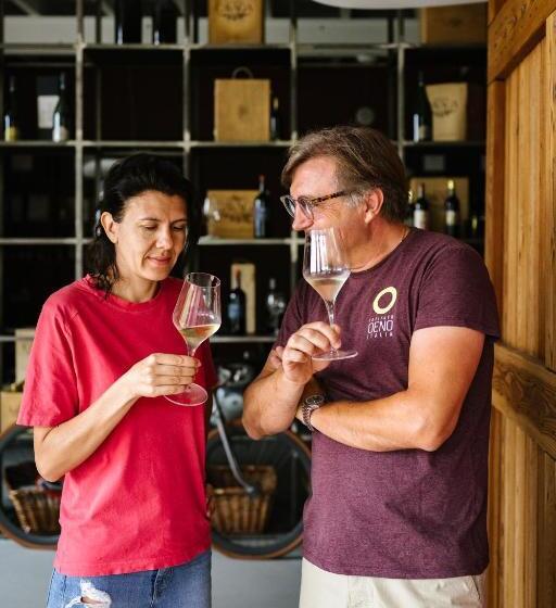 אתר נופש Agriturismo Podere Cavaga Lago D Iseo Agribio Winery