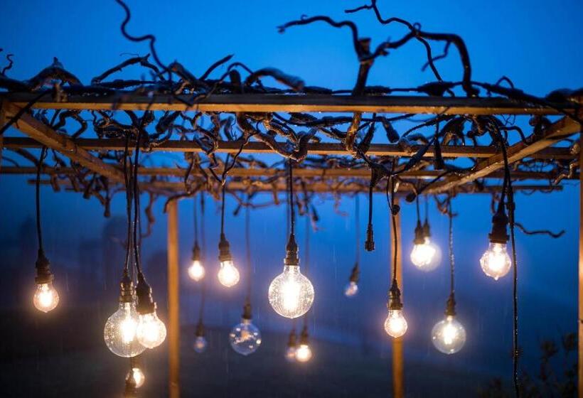 אתר נופש Agriturismo Podere Cavaga Lago D Iseo Agribio Winery