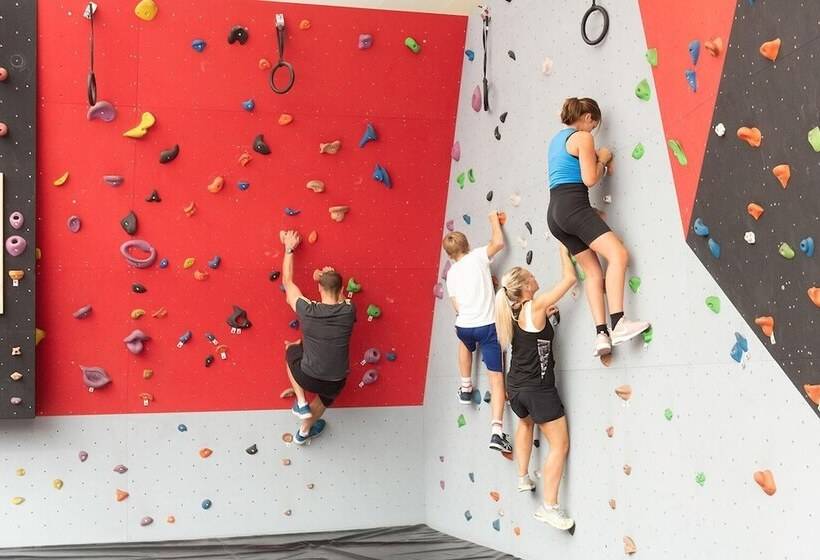 Hotel Logis Hostellerie Du Marche