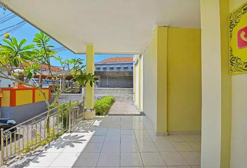 ホテル Oyo 90675 Ld Residence