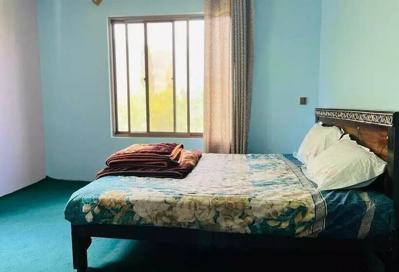 پانسیون Ilyasin Guest House