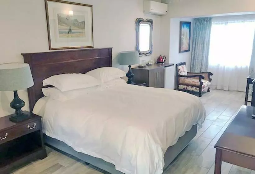 ペンション The Victoria House