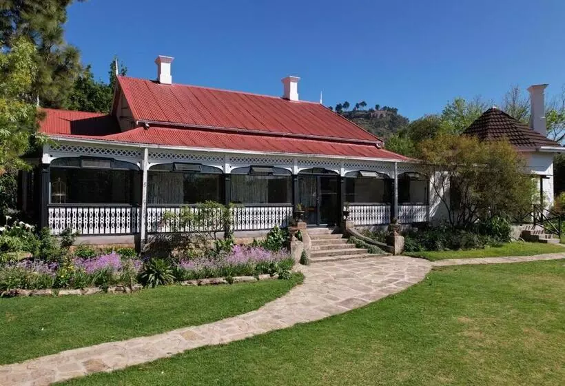 ペンション The Victoria House