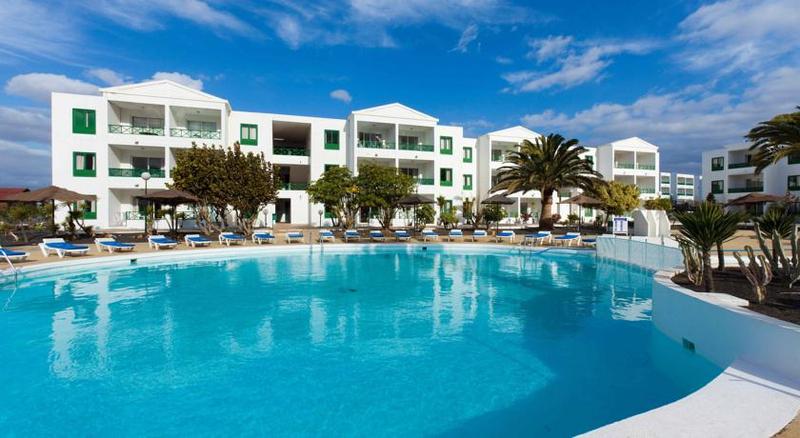 Blue Sea Apartamentos Costa Teguise Beach