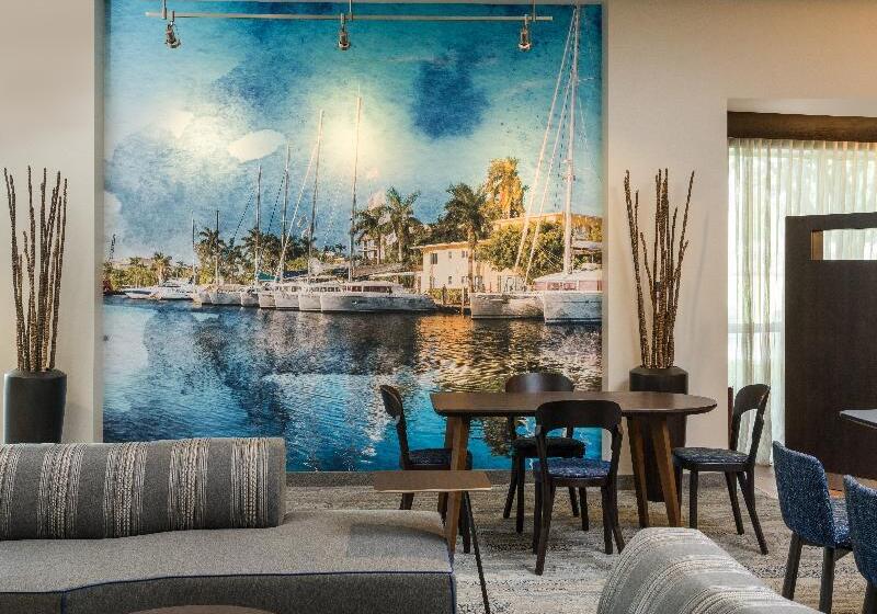 בית מלון כפרי Courtyard By Marriott Fort Lauderdale Airport & Cruise Port