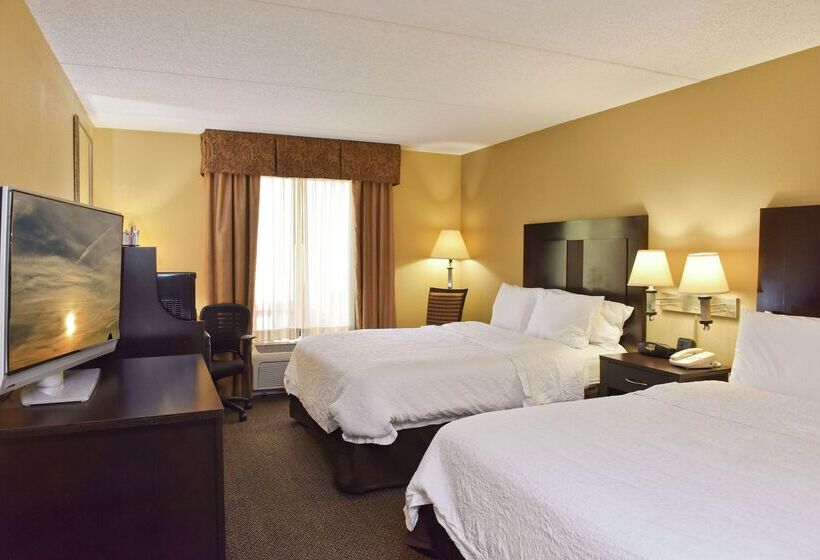 فندق Hampton Inn & Suites Alexandria