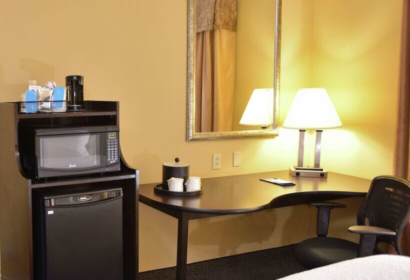 فندق Hampton Inn & Suites Alexandria
