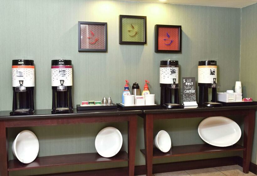 فندق Hampton Inn & Suites Alexandria