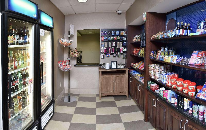 فندق Hampton Inn & Suites Alexandria