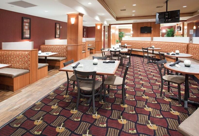 Holiday Inn Hotel & Suites Grand Junction Airport, An Ihg