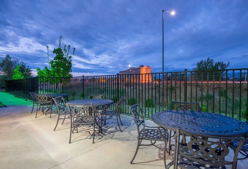 Holiday Inn Hotel & Suites Grand Junction Airport, An Ihg