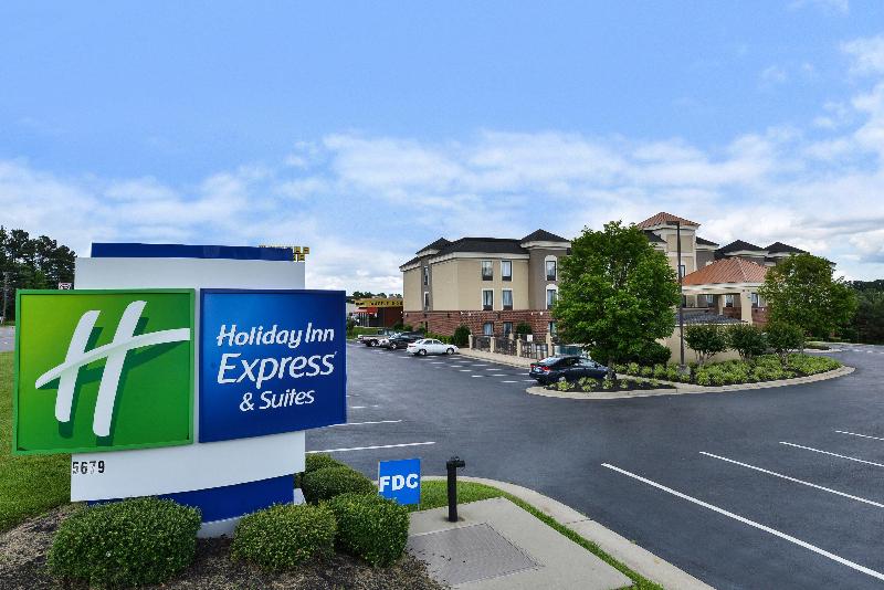 Holiday Inn Express Hotel & Suites Petersburg/dinwiddie, An Ihg