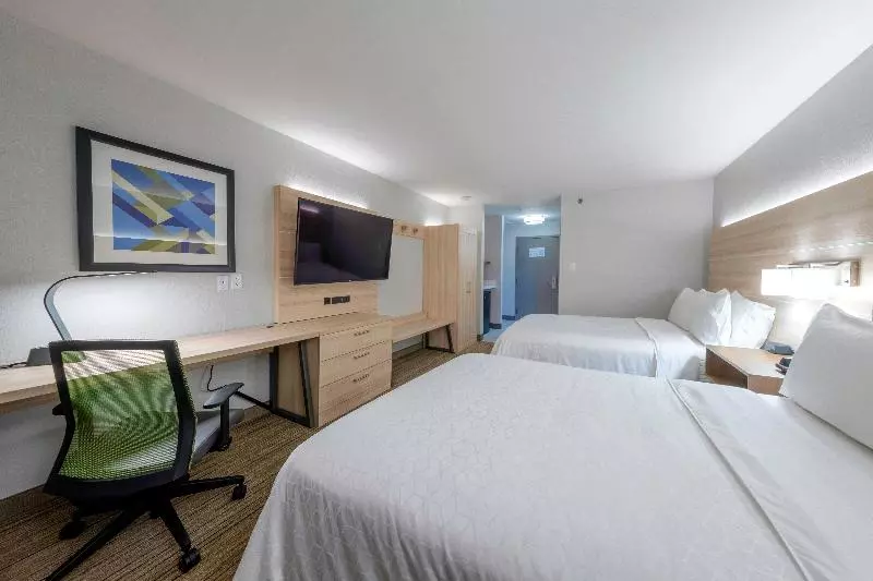 Holiday Inn Express Hotel & Suites Petersburg/dinwiddie, An Ihg