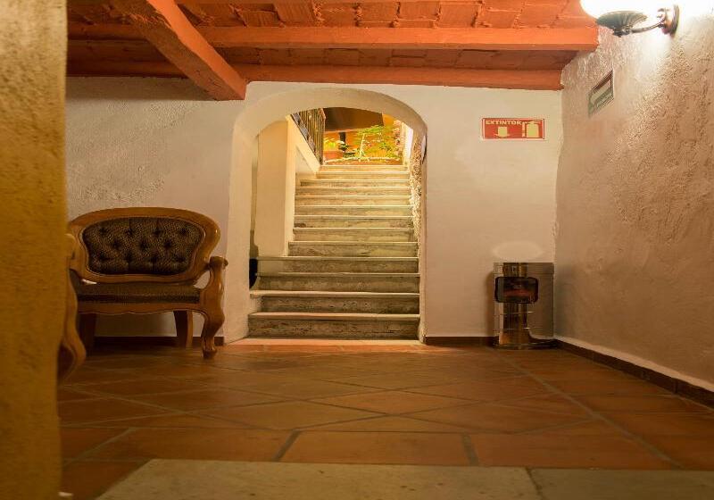 هتل La Casona De Don Lucas