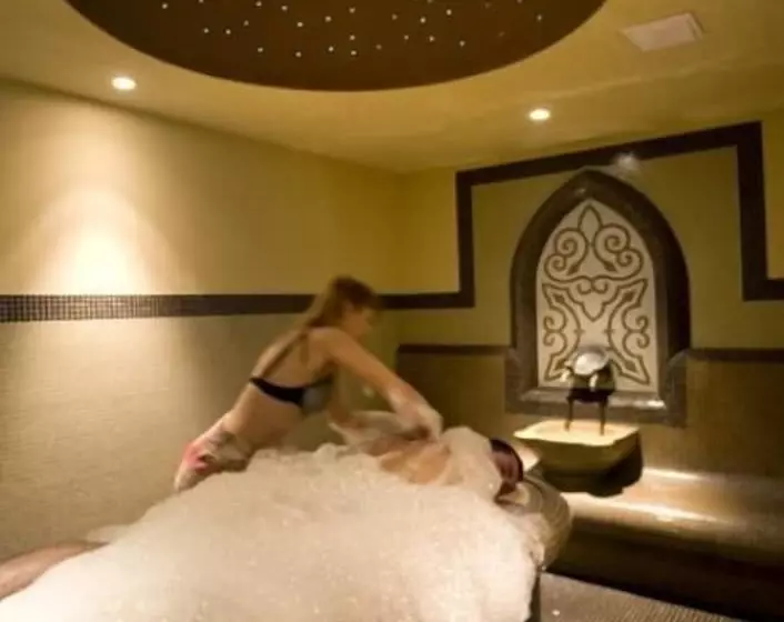 בית מלון כפרי Perelik Palace