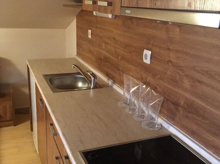 فندق Perelik Palace