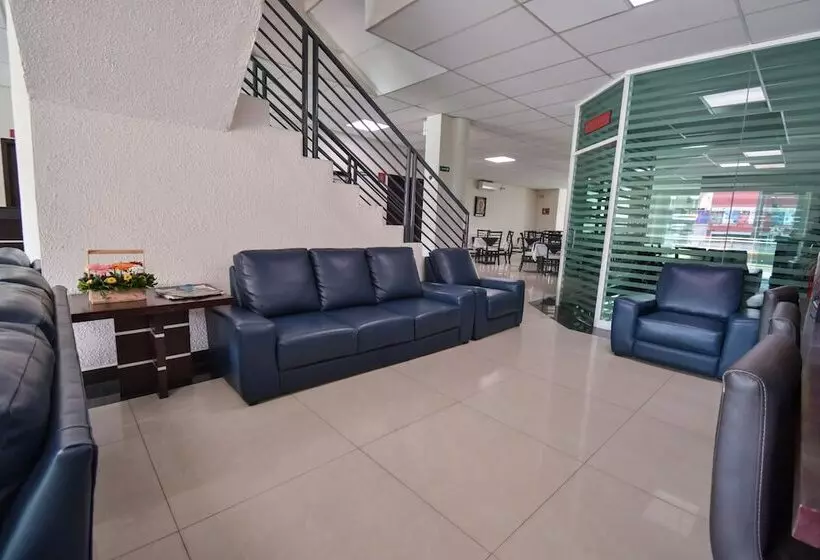 Отель Portonovo Plaza Centro