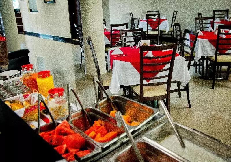 Отель Portonovo Plaza Centro