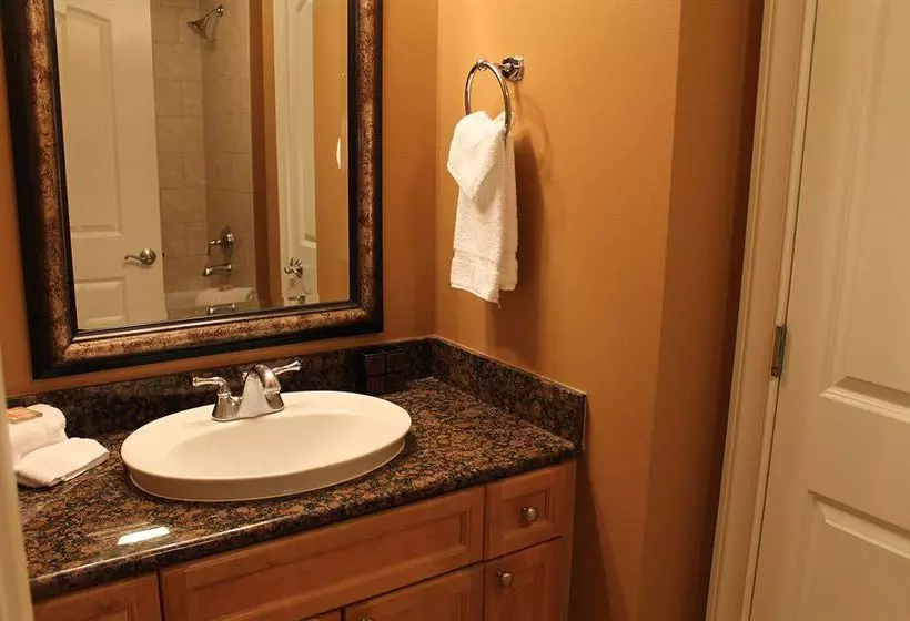 Отель Resortquest Azure