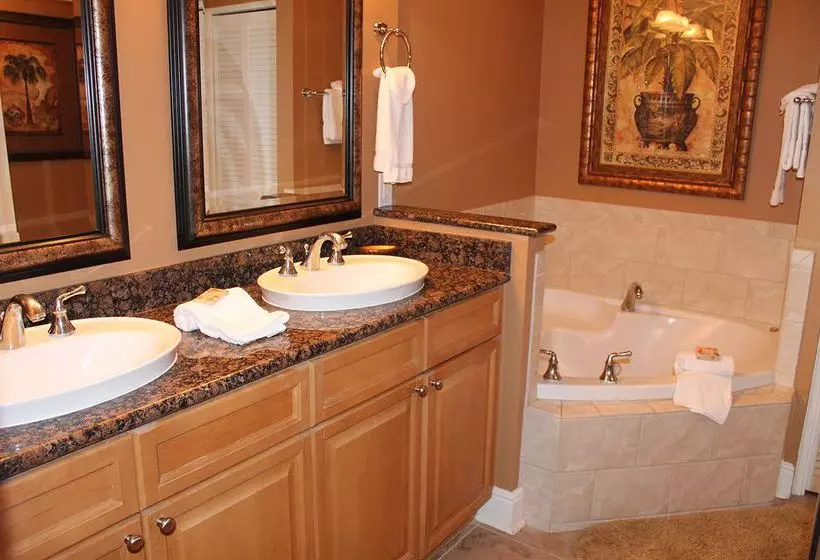 Отель Resortquest Azure