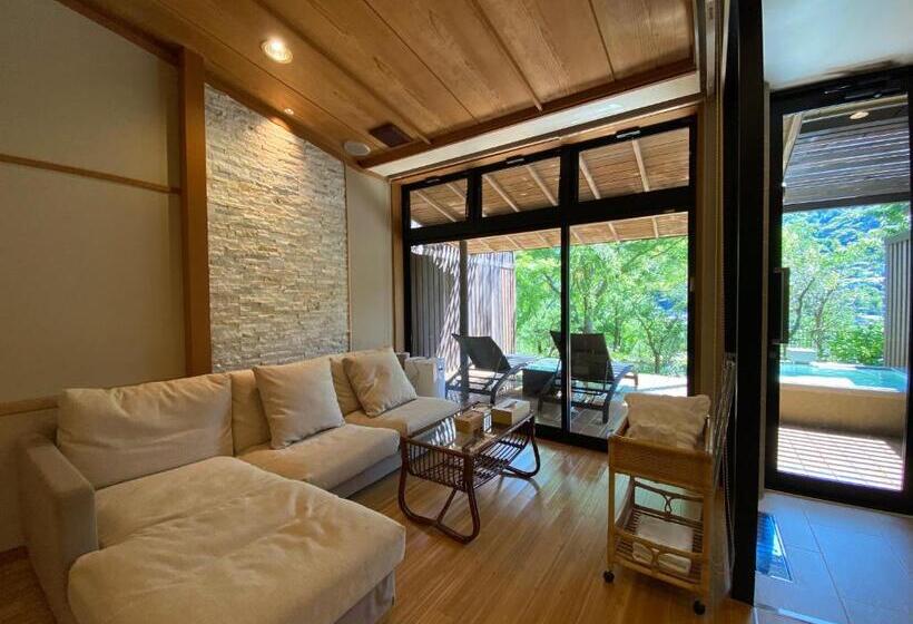 Kaiseki Ryokan Ashikari