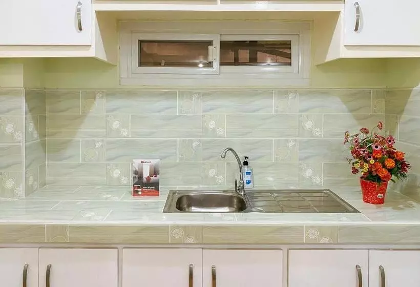 Hotelli Reddoorz @ Calapandayan Subic Zambales