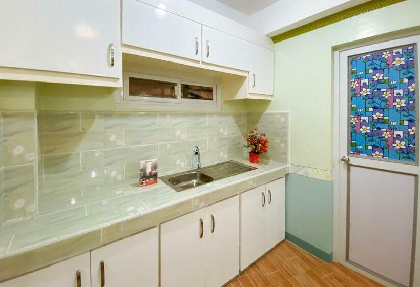 호텔 Reddoorz @ Calapandayan Subic Zambales