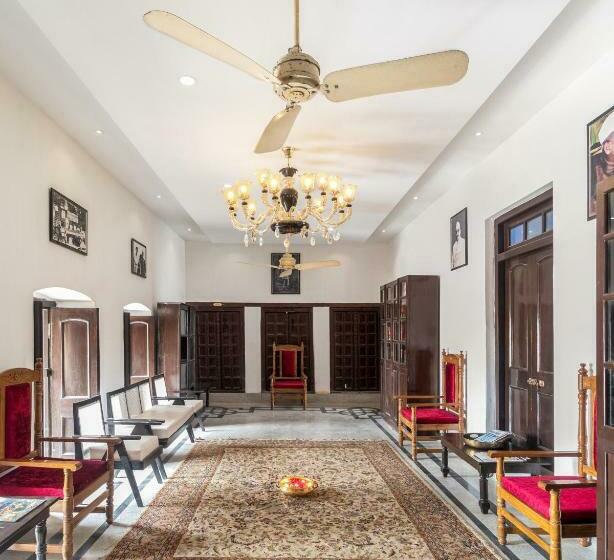 Hotel Welcomheritage Badi Kothi