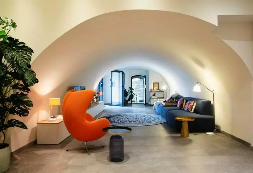 Loft 188 Luxury Apartment