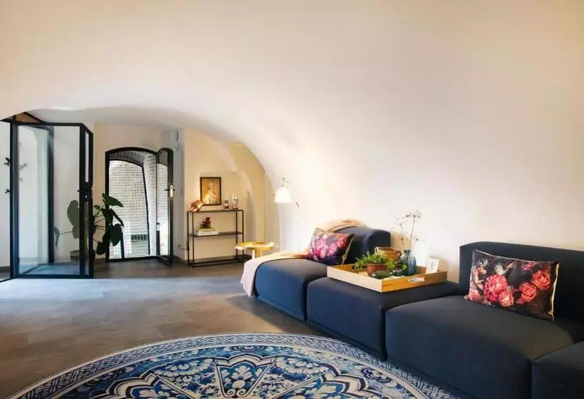 Loft 188 Luxury Apartment