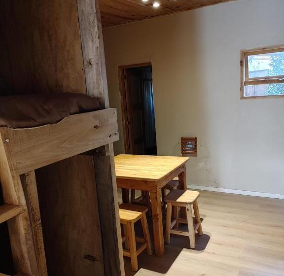 هاستل Posada Del Buscador