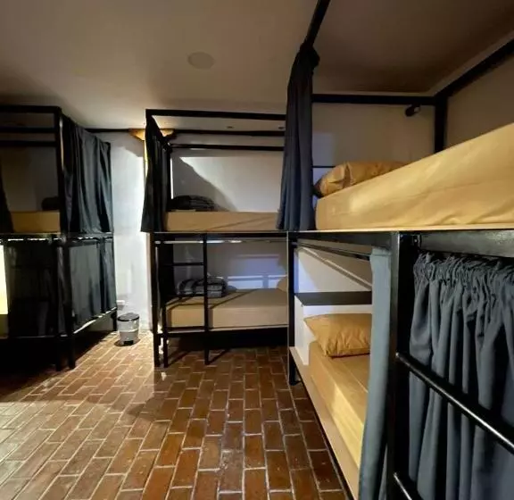 Pension ñañas Hostel