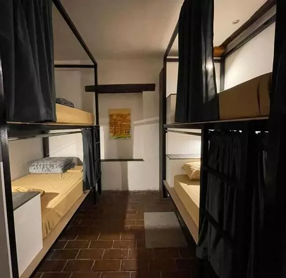 Pension ñañas Hostel