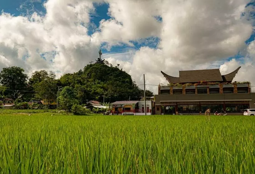 ホテル Santai Toraja