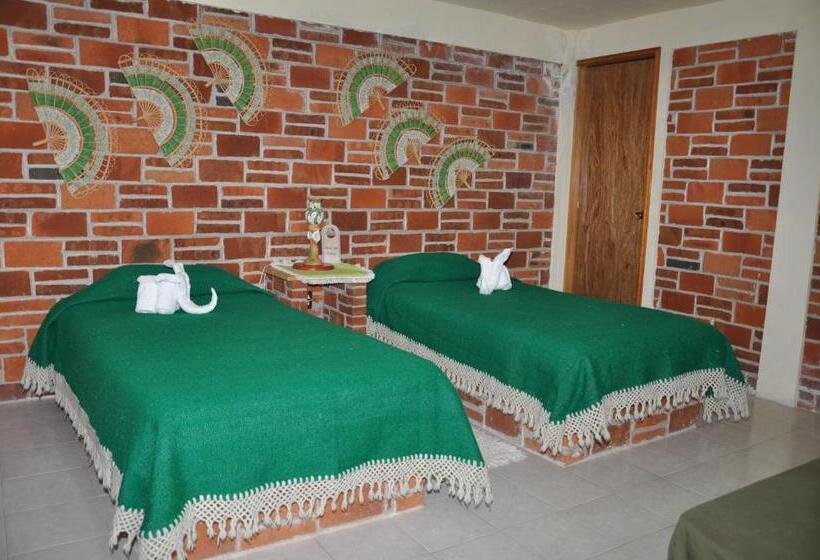 Отель Casa De La Luna