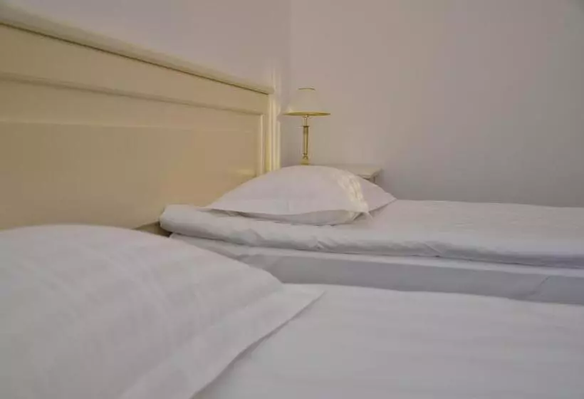 Hotelli Chateau Royal