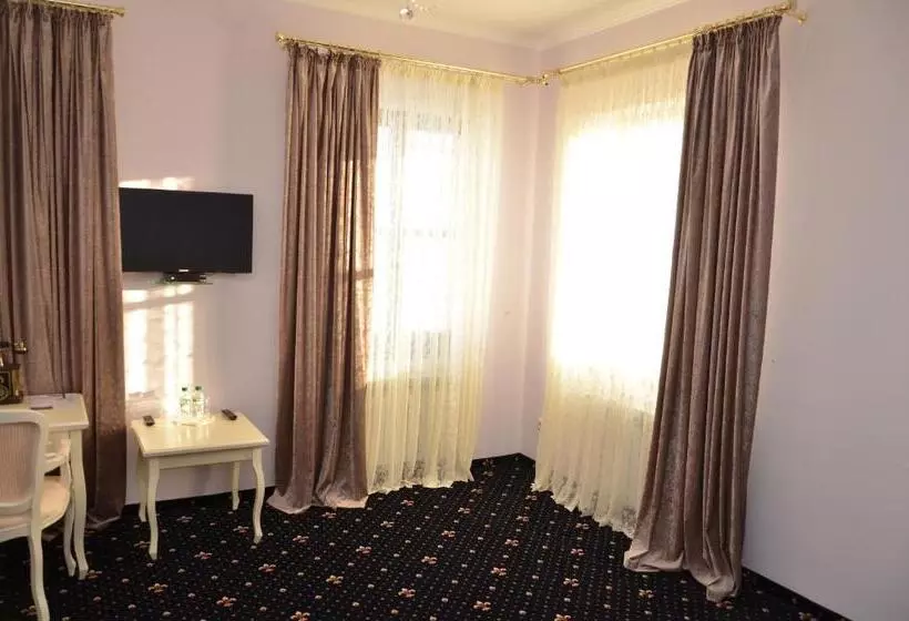 Hotelli Chateau Royal