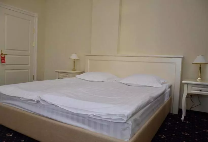 Hotelli Chateau Royal