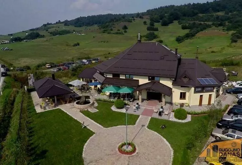 Omladinski Hotel Rostovo